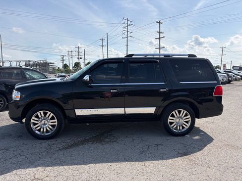 Used 2012 Lincoln Navigator 2WD image 3