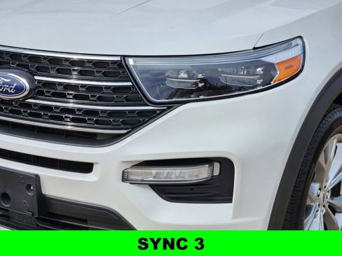 Used 2023 Ford Explorer XLT w/ Equipment Group 202A image 7