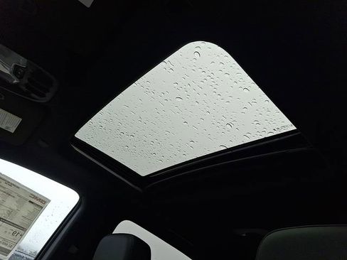 New 2026 GMC Canyon Elevation w/ Convenience Package image 15