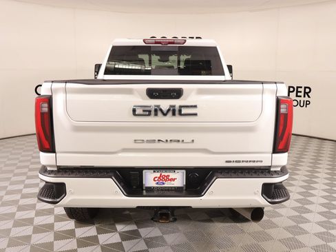 Used 2024 GMC Sierra 2500 Denali Ultimate AWD/4WD image 23
