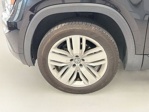 Used 2020 Volkswagen Atlas SE w/ Panoramic Sunroof Package FWD image 26