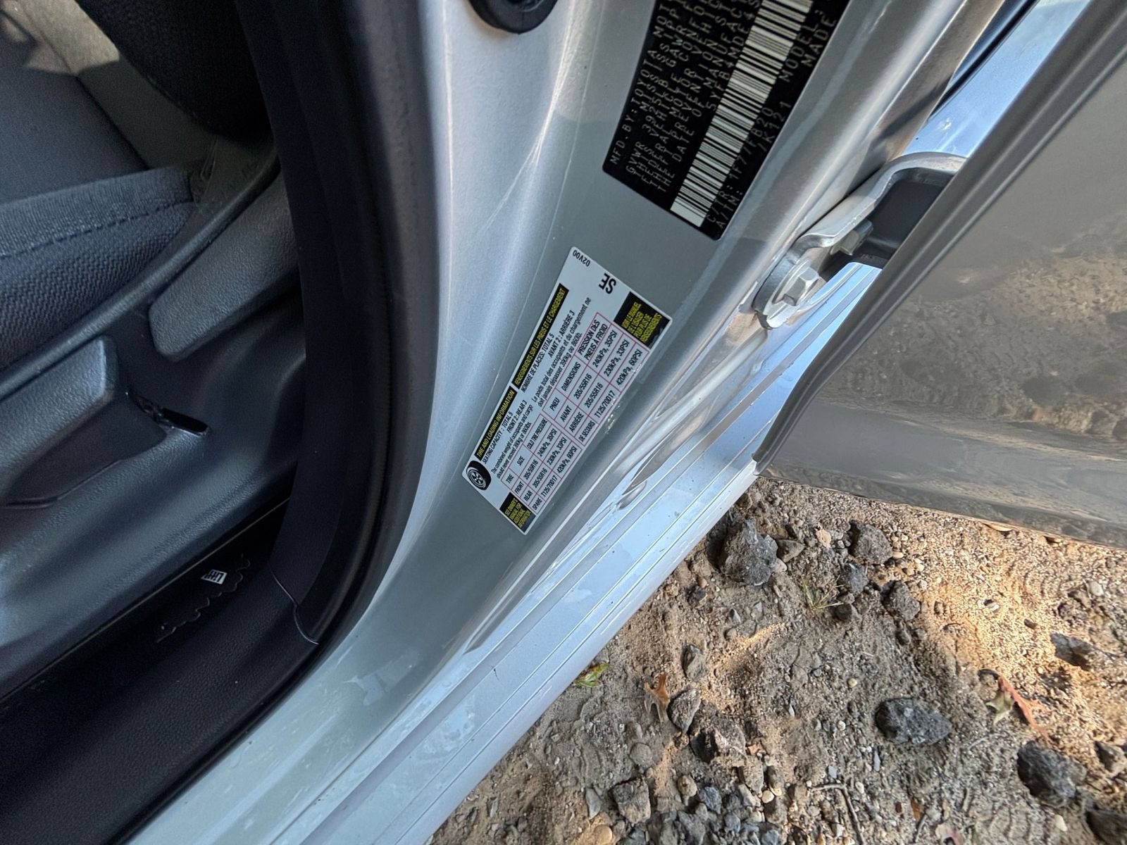 Used 2025 Toyota Corolla LE FWD image 28