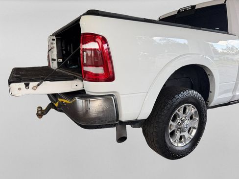 Used 2020 RAM 2500 Laramie AWD/4WD image 29