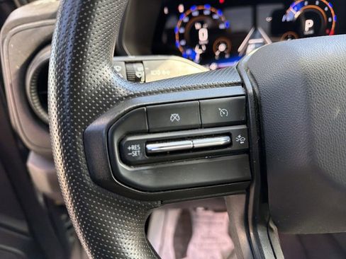 Used 2024 Chevrolet Colorado Trail Boss w/ Technology Package image 18