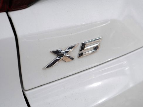 Used 2019 BMW X5 xDrive40i w/ Premium Package 2 image 6