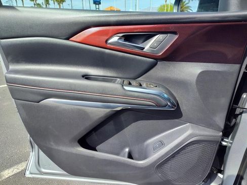 New 2026 Chevrolet Traverse Z71 w/ Driver Confidence Package image 9