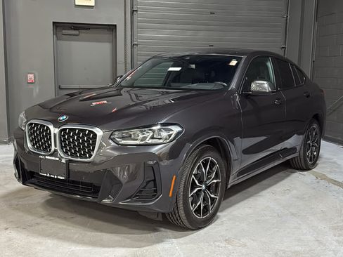 Used 2024 BMW X4 xDrive30i w/ Premium Package AWD/4WD image 3