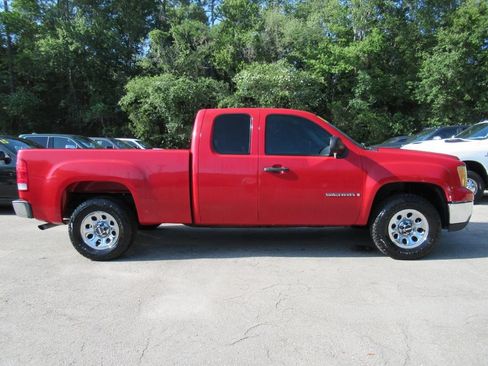 Used 2008 GMC Sierra 1500 W/T w/ Work Truck Preferred Package RWD image 2