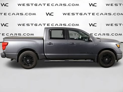 Used 2019 Nissan Titan SV w/ SV Convenience Package RWD image 46