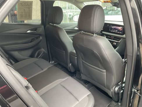 Used 2025 Buick Encore GX Preferred image 23