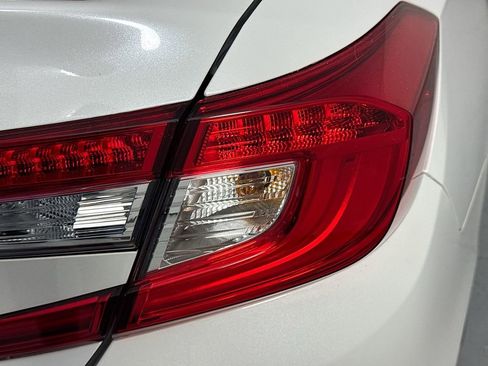 Used 2022 Honda Accord Sport image 30