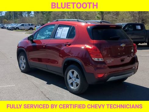 Used 2022 Chevrolet Trax LT w/ Driver Confidence Package AWD/4WD image 10