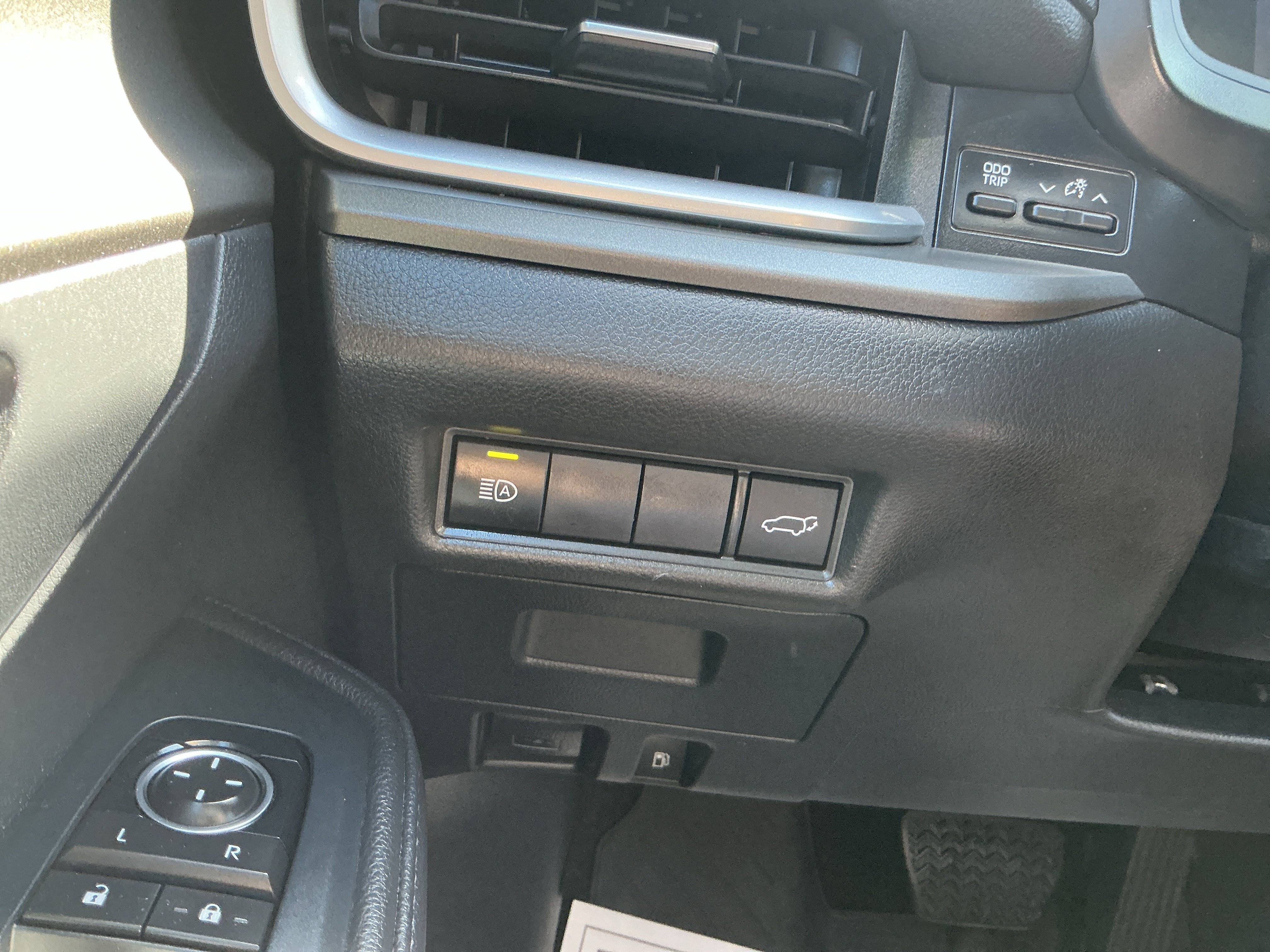 Used 2024 Toyota Grand Highlander AWD image 20