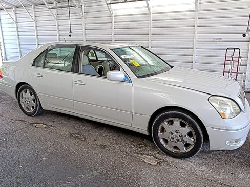 Used 2003 Lexus LS 430 RWD image 2