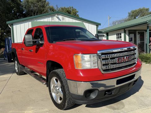 Used 2014 GMC Sierra 2500 W/T image 3
