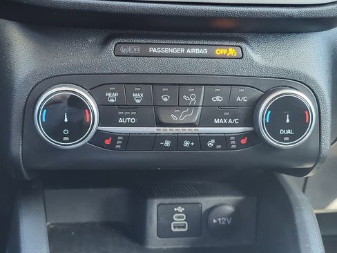Used 2024 Ford Escape Active w/ Cold Weather Package FWD image 21
