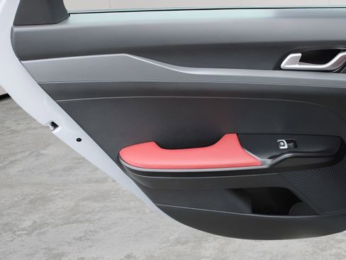 Used 2024 Kia K5 GT-Line image 22