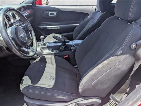 Used 2020 Ford Mustang GT RWD image 14
