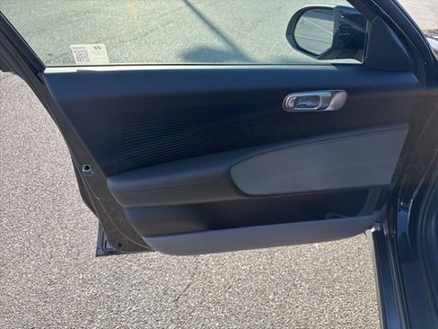 Used 2025 Hyundai Ioniq 6 SEL image 11