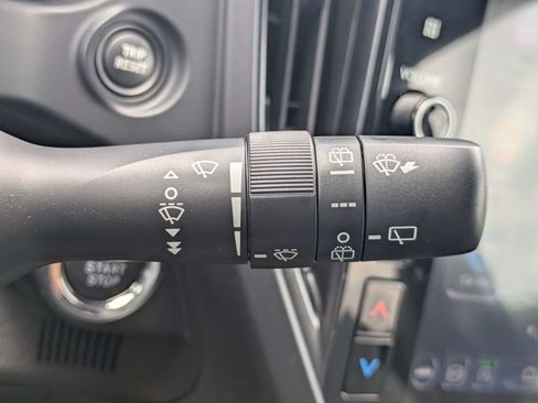 Certified 2026 Subaru Forester Premium AWD/4WD image 31