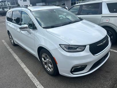 Used 2022 Chrysler Pacifica Limited