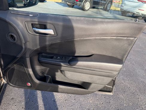 Used 2018 Dodge Charger SXT Plus w/ Blacktop Package image 28
