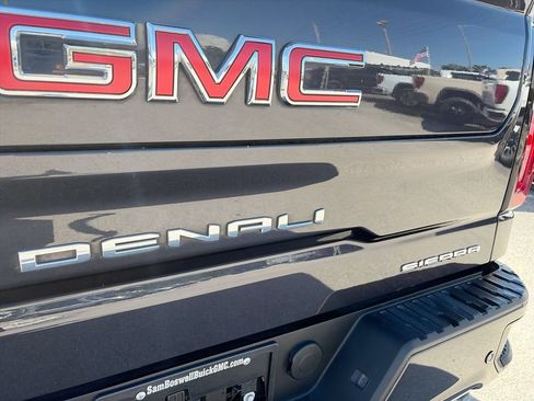 Used 2024 GMC Sierra 1500 Denali w/ Denali Reserve Package AWD/4WD image 39