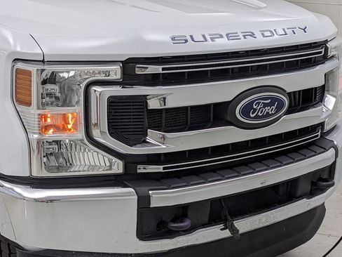 Certified 2022 Ford F350 XLT w/ FX4 Off-Road Package AWD/4WD image 38