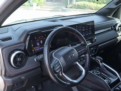 Used 2023 Chevrolet Colorado Z71 w/ Advanced Trailering Package AWD/4WD image 23