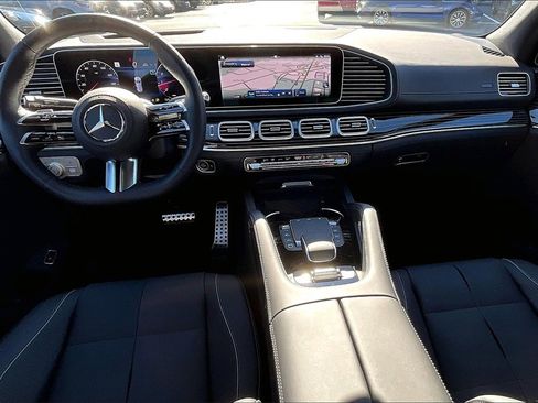 New 2025 Mercedes-Benz GLS 450 4MATIC image 5