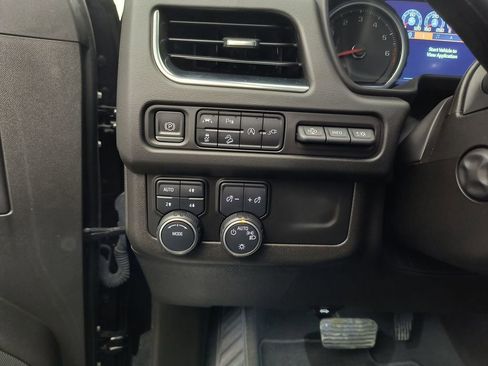 Used 2021 Chevrolet Tahoe Premier AWD/4WD image 27