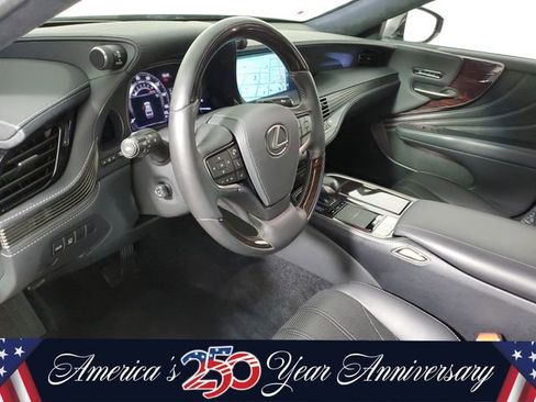 Used 2020 Lexus LS 500 w/ Interior Upgrade Package RWD image 20