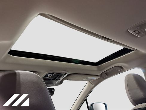 Used 2025 Subaru Outback Premium image 22