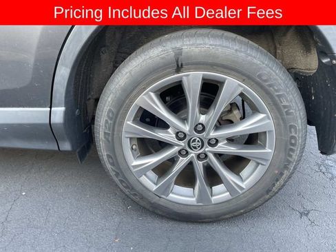 Used 2018 Toyota RAV4 Limited AWD/4WD image 3