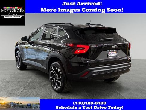 Used 2025 Chevrolet Trax RS FWD image 5