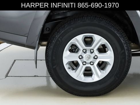 Used 2020 Toyota 4Runner SR5 Premium w/ Moonroof Package AWD/4WD image 51