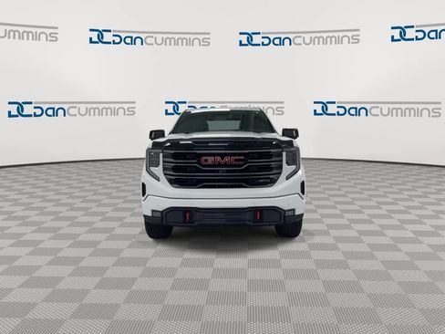 Used 2025 GMC Sierra 1500 AT4 AWD/4WD image 3