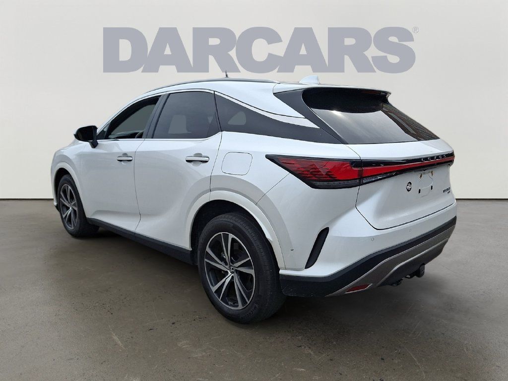 Used 2024 Lexus RX 350 Premium w/ Kick Sensor & Tow Package AWD/4WD image 4