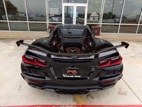 Used 2024 Chevrolet Corvette Z06 w/ Stealth Interior Trim Package RWD image 27