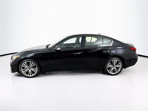 Used 2023 INFINITI Q50 Sensory image 4