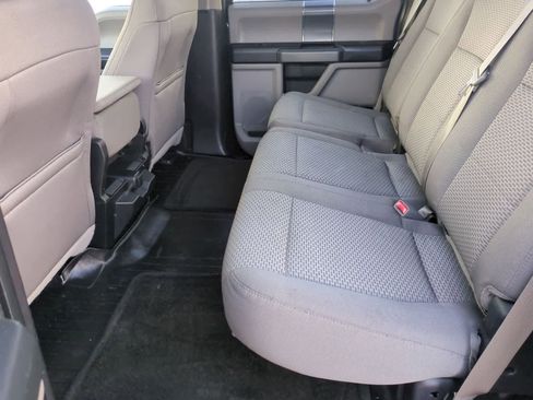 Used 2016 Ford F150 XLT w/ Equipment Group 302A Luxury image 18