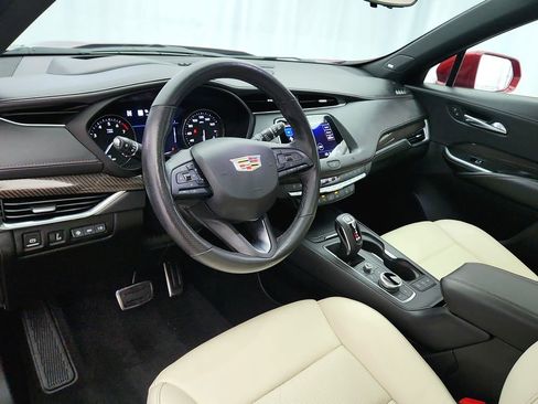Used 2019 Cadillac XT4 Sport AWD/4WD image 9