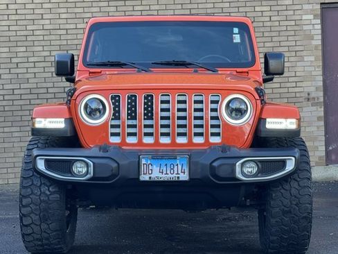 Used 2019 Jeep Wrangler Unlimited Sahara image 37