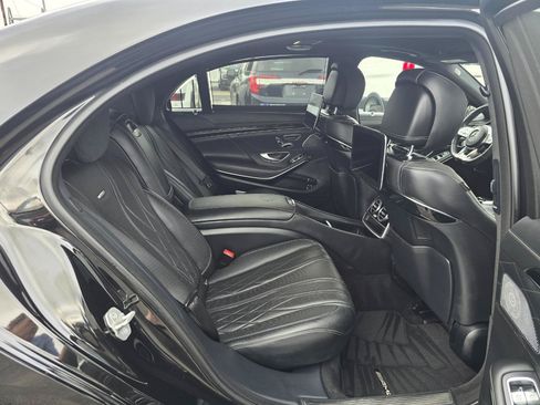 Used 2018 Mercedes-Benz S 63 AMG S 4MATIC Sedan image 18
