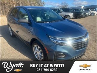 Used 2024 Chevrolet Equinox LS w/ LS Convenience Package video 1