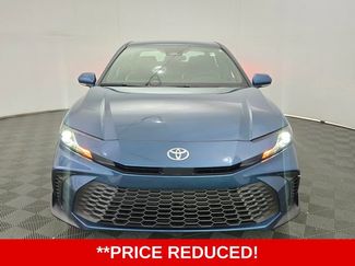Used 2025 Toyota Camry SE FWD video 2