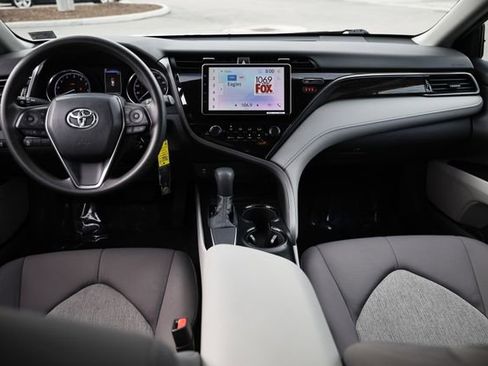 Used 2019 Toyota Camry LE FWD image 24