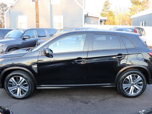 Used 2024 Mitsubishi Outlander Sport ES image 2