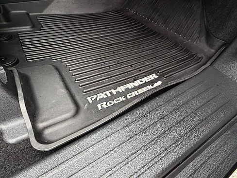 Used 2025 Nissan Pathfinder Rock Creek AWD/4WD image 28