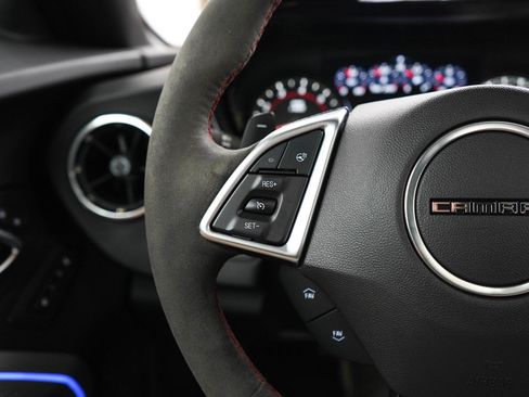 Used 2020 Chevrolet Camaro ZL1 RWD image 24